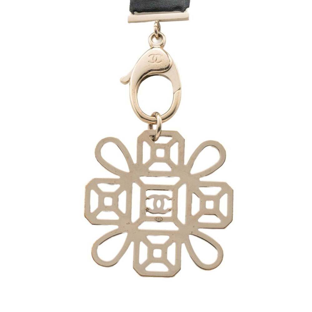 CHANEL Black Logo Necklace - Picture 3 of 7